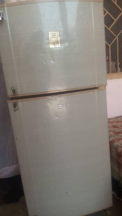 Dawlance fridge for sale