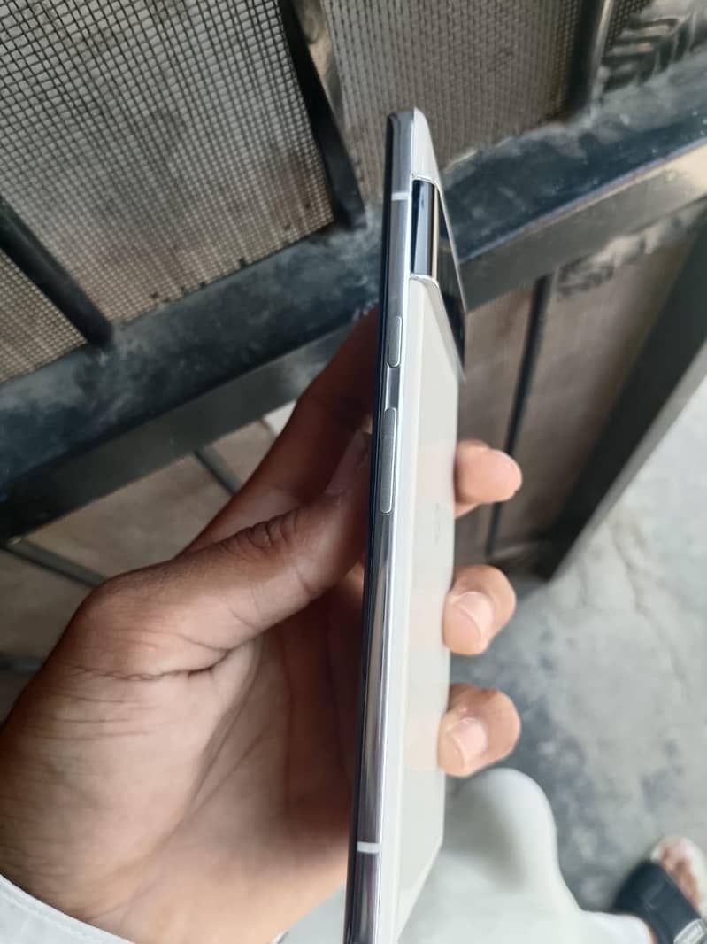 Google pixel 6pero 1