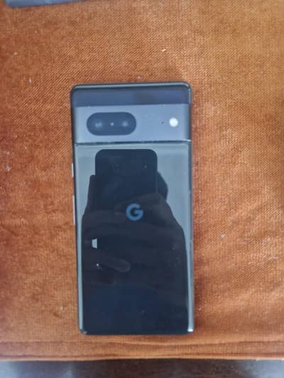 Google Pixel 7 . . . 9.5/10 Condition . . . . Approved