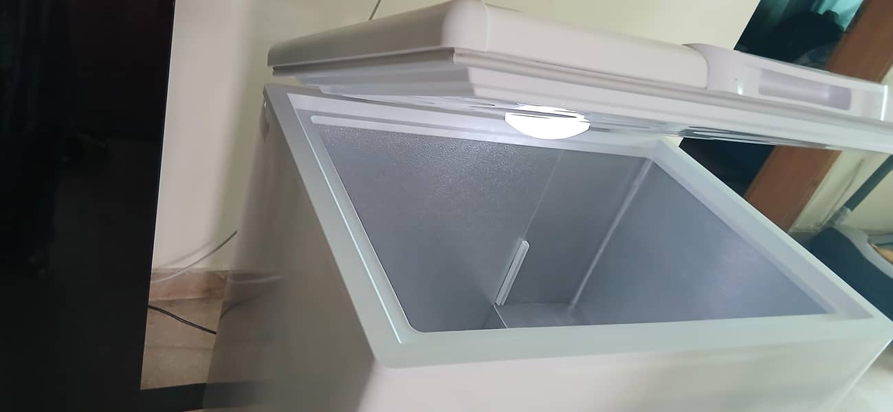 deep freezer 8