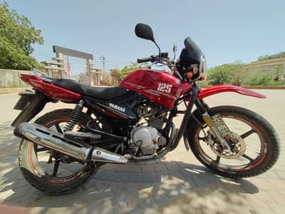 Yamaha YBR 125G 2023