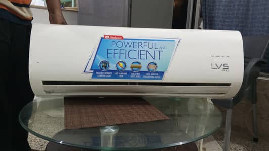 AC in very new condition non inverter