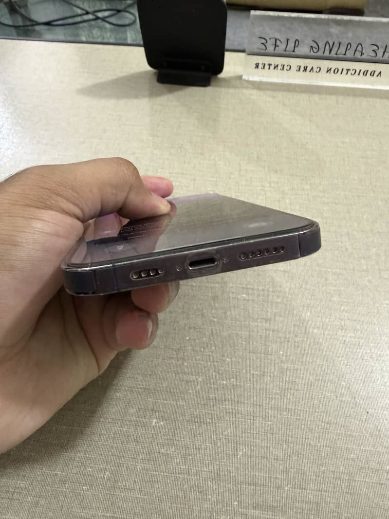 iPhone 14 Pro Max 5