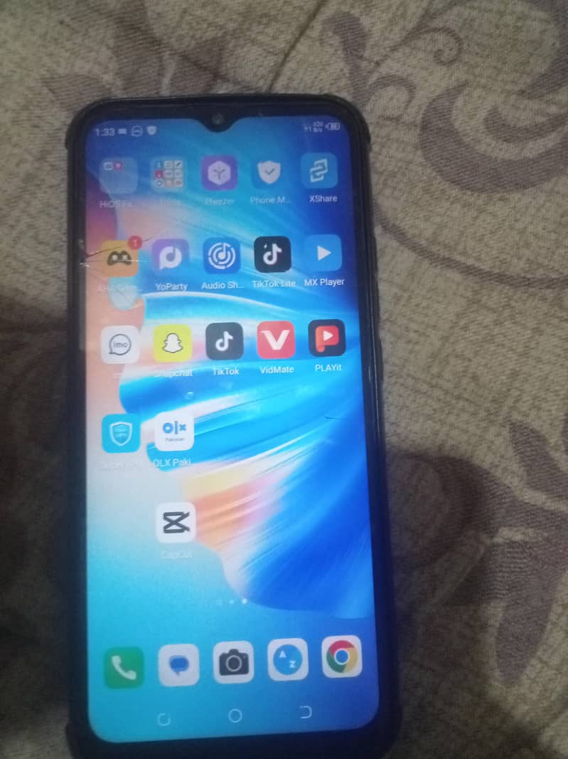 Tecno 4