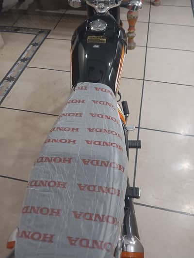 its valur for sale 10 by 10 condition