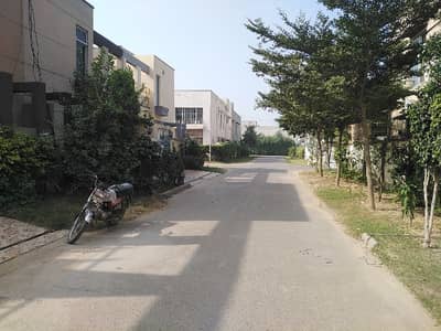 SHOP FOR RENT