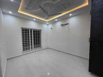 10 Marla Portion For Rent LDA Avenue 1 Brand New