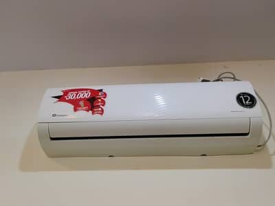 ac for sale Dawlance 1/5 ka hy like new good condition good warak