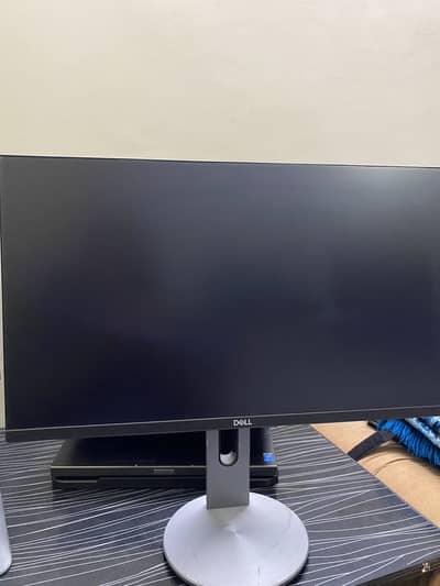 Dell Monitor 24” IPS Display