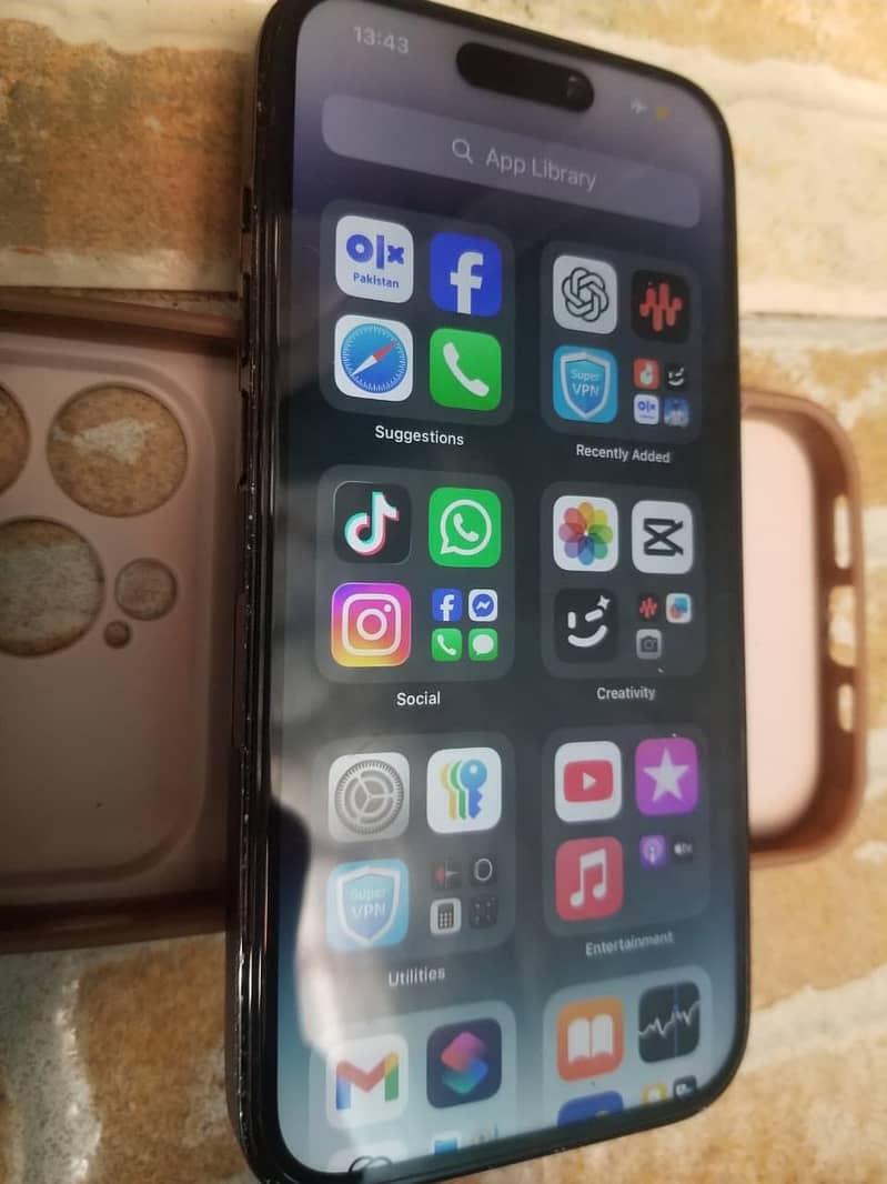 iPhone 14 Pro 1