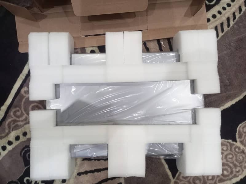 Laptop 4