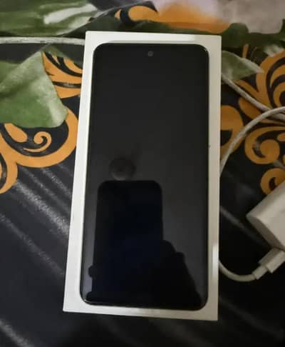 vivo y100
