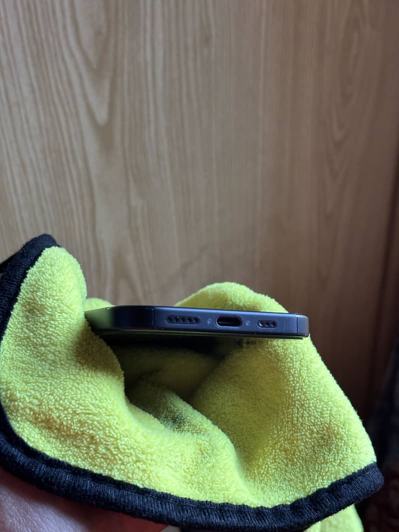 Iphone 15 4