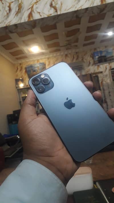Iphone 12 pro.  (Urgent sale)