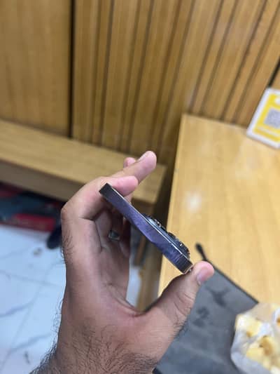 iPhone 14 pro JV 128jb 82 health