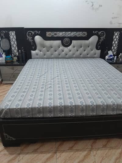 Bed Full Size Without Mattress