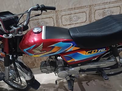 Honda CD 70 lush condition new bike