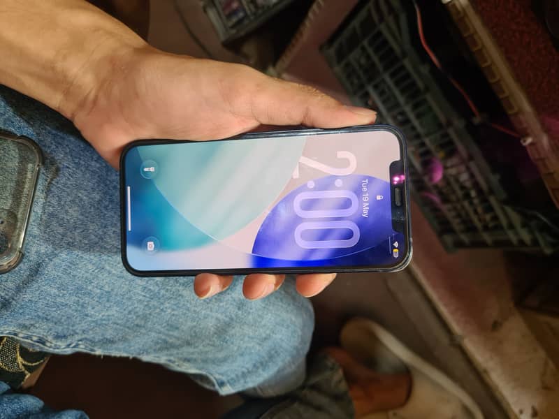 iphone 12 3