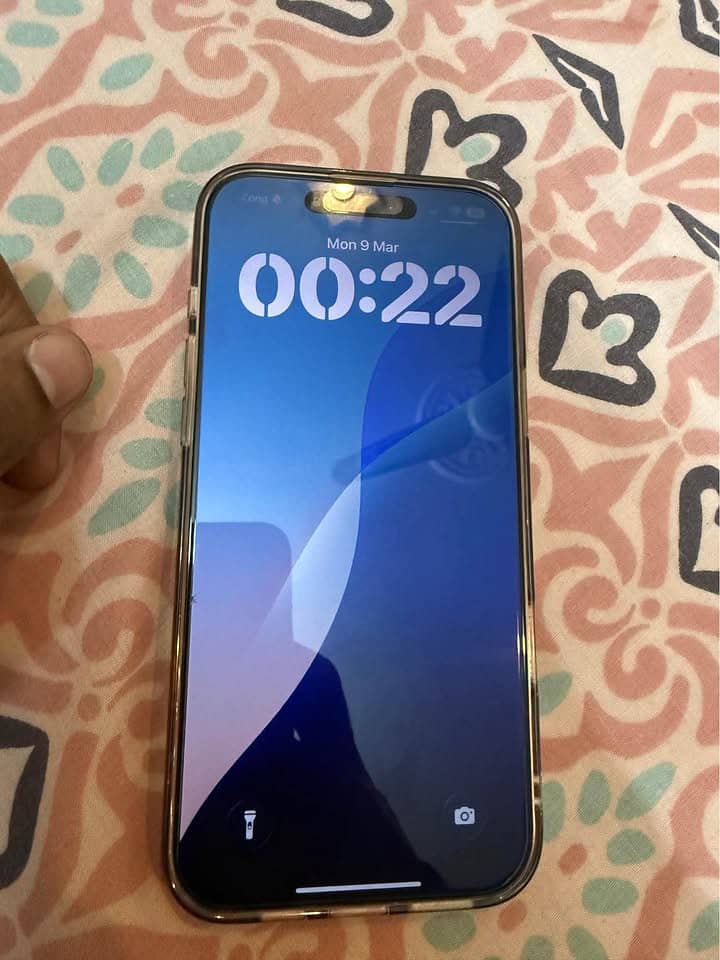 iPhone 16 pro max 5