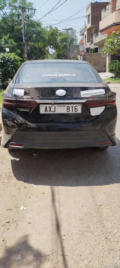 Toyota Corolla gli 2015 model