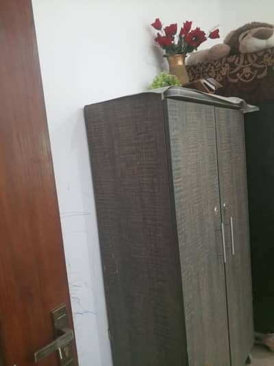 New Style Almari for Sale | Good Condition