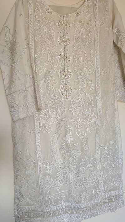 dress selling