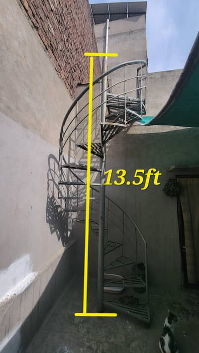 iron stair round 14 feet