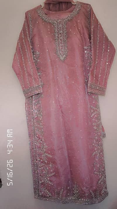 dress selling