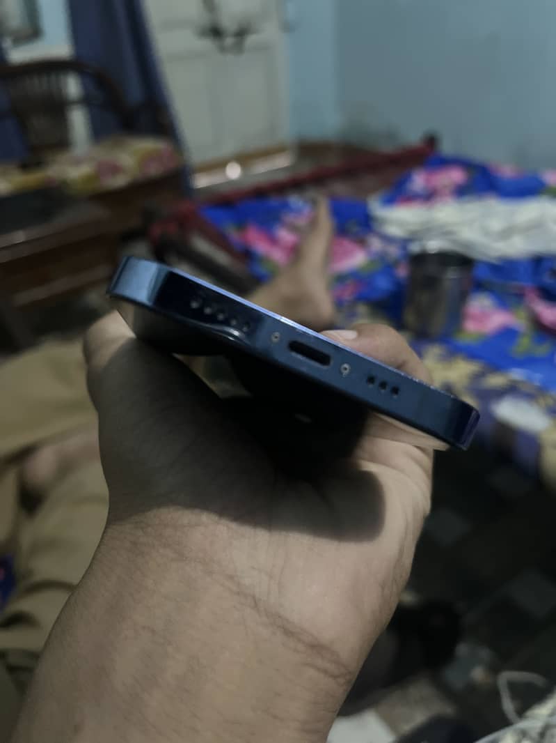 iphone 13 pro 2