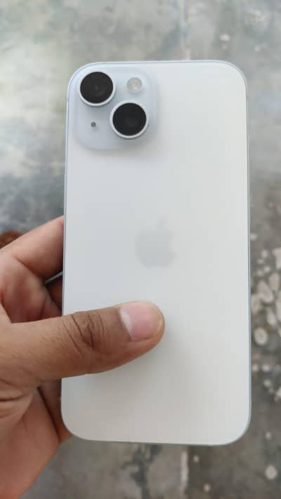 Apple iPhone 15