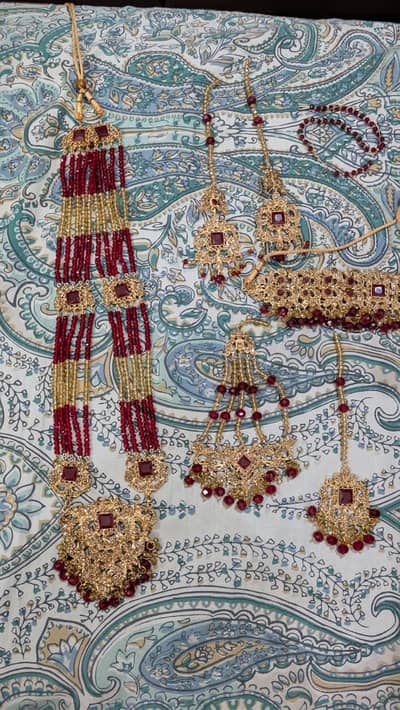 Bridal Jewelry Set – Used Only Once | Excellent Condition