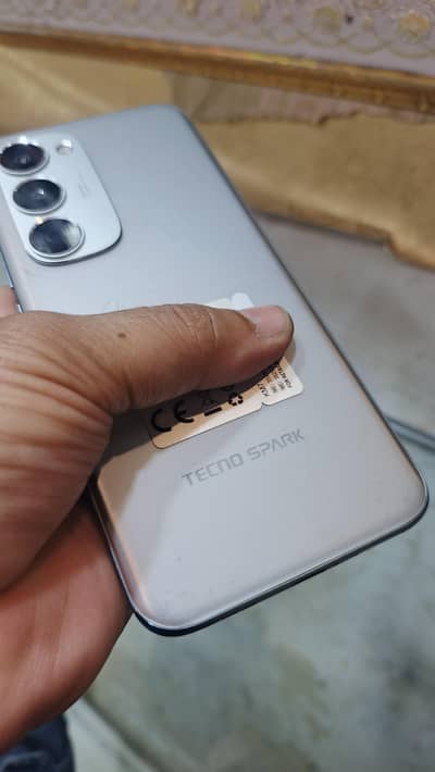 Tecno Spark 40 pro+, 256gb, 9/10, cmplt box