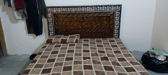 Used wooden Bed with mattress for Sale in Lahore