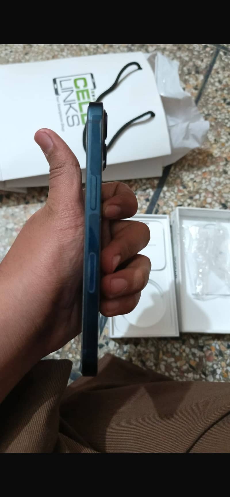 iPhone 13 jv 3