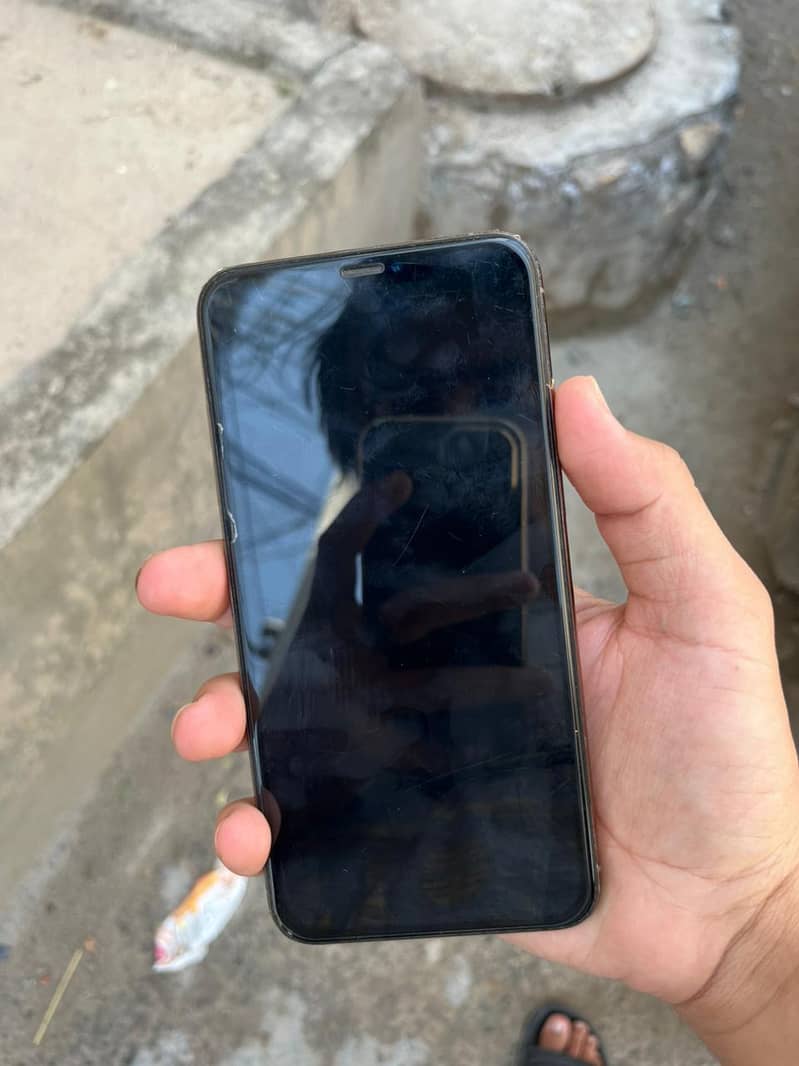 iphone xs max 3