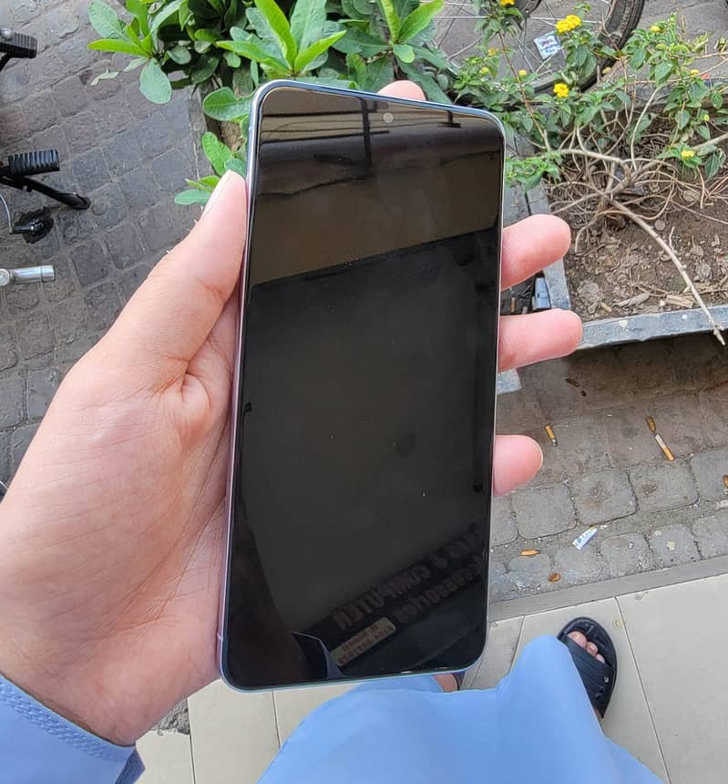 Google pixel 8pro 4