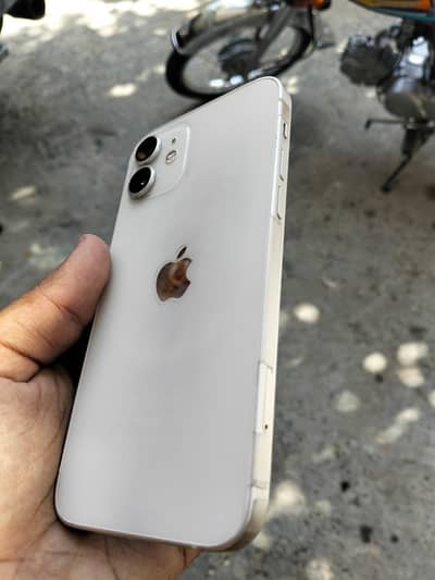 iPhone 12