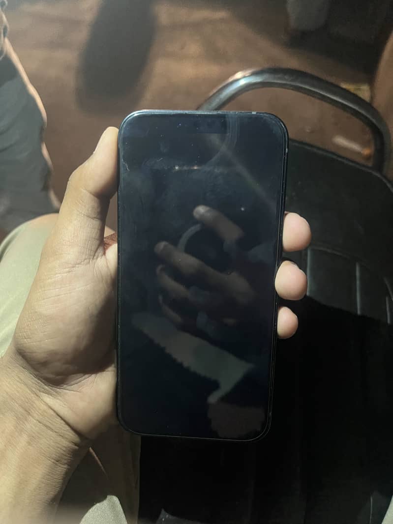 iPhone 13 2