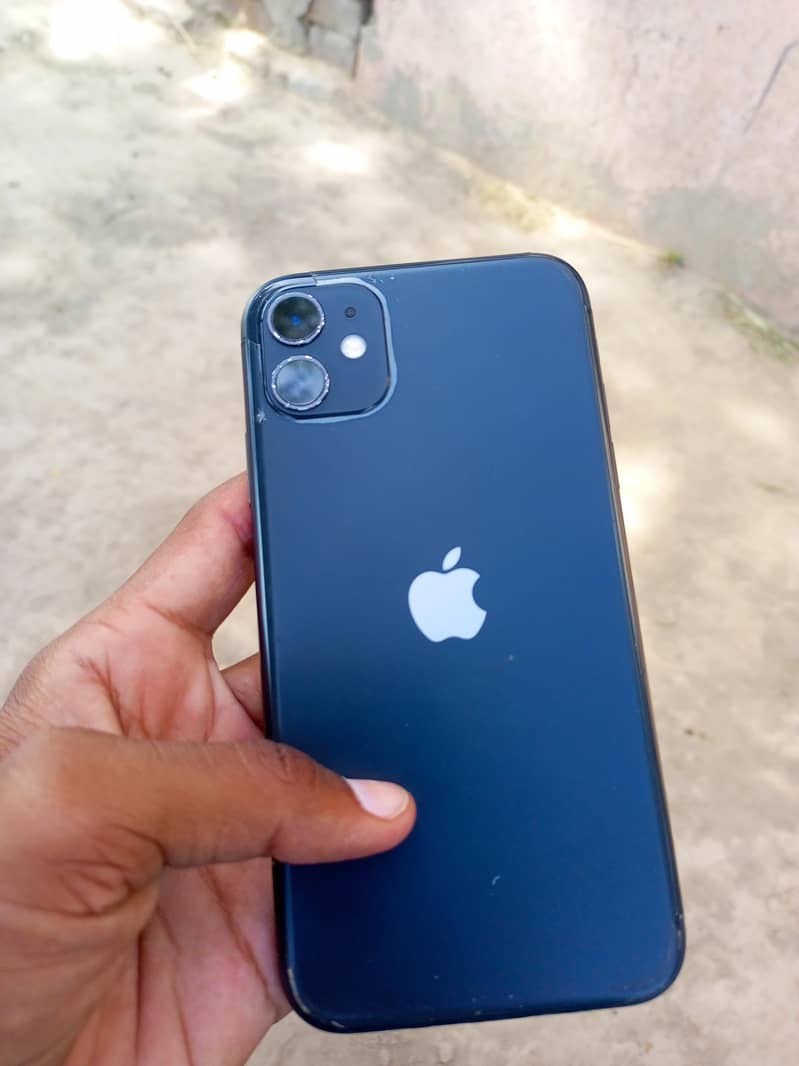 iPhone 11 0