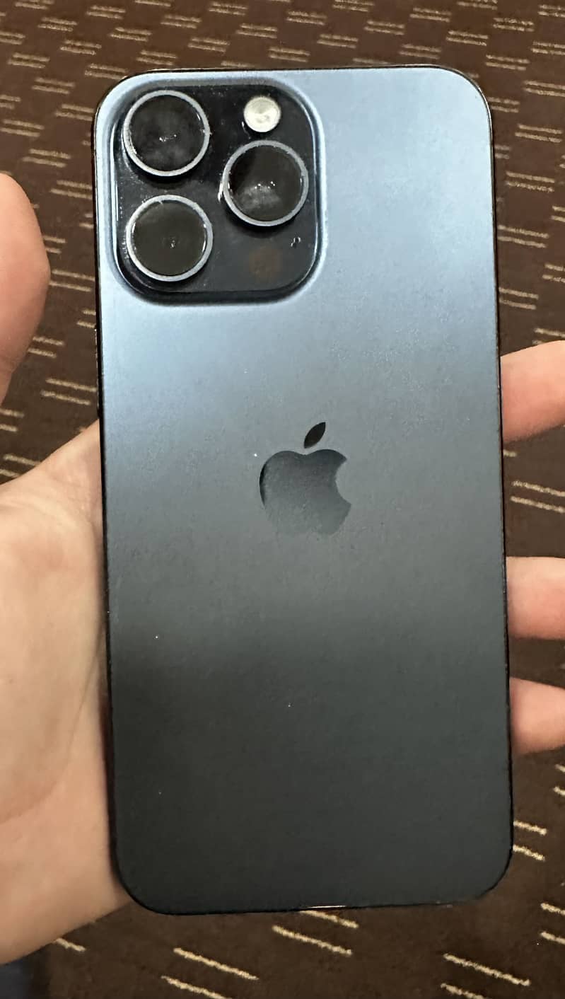 Iphone 15 pro max 2