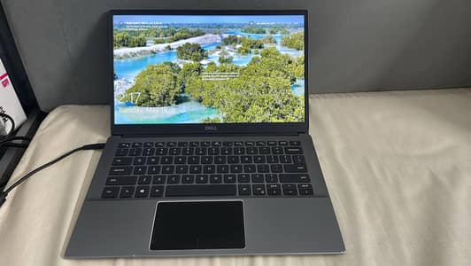 Dell Latitude 3301 Ultra-Slim | Core i5 8th Gen | 8GB RAM | 128GB NVMe