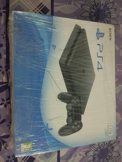 PlayStation 4 slim 1tb