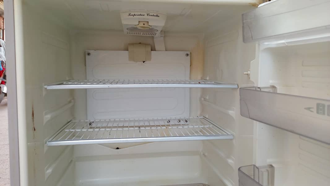 refrigerator 2
