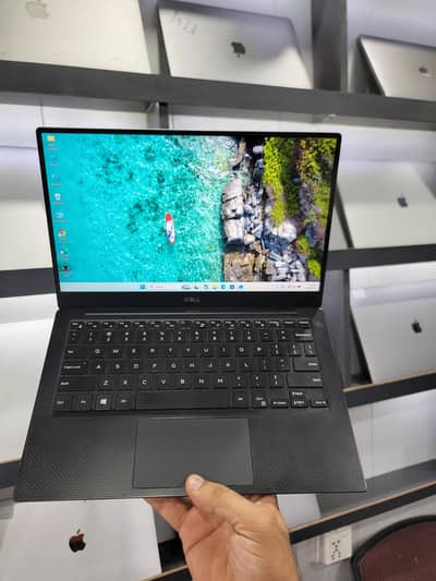 Dell XPS 13 9350 | i7 6th Gen | 8GB RAM | 256GB NVMe SSD | USA import