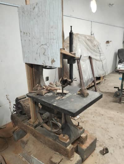 Ara Machine and Randa Machine