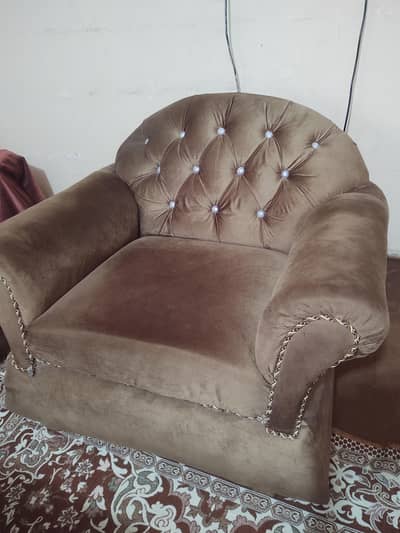 1 × 3 Seater 1 × 2 Seater 1 × 1 Seater 1 × 1 Seater