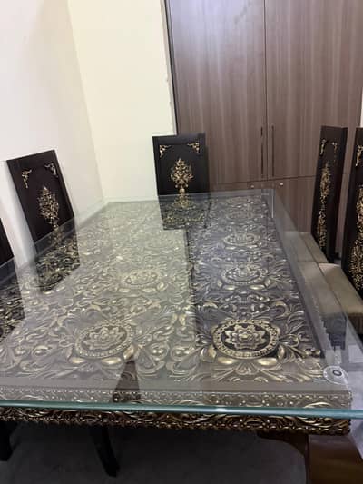 Dinning Table with 6 chairs