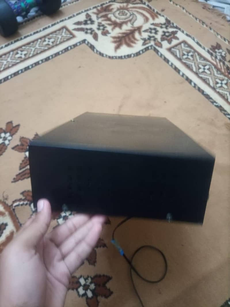 speakers 5