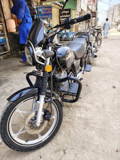 Gs 150 SE