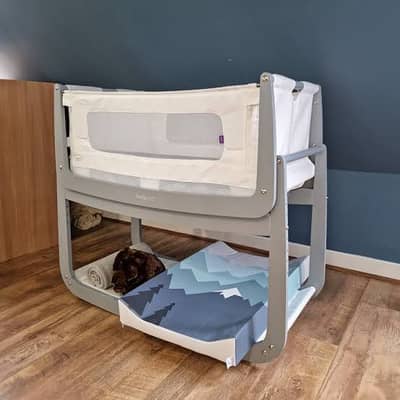 Snuzpod 3 in 1 bedside crib / baby cot/ baby bed